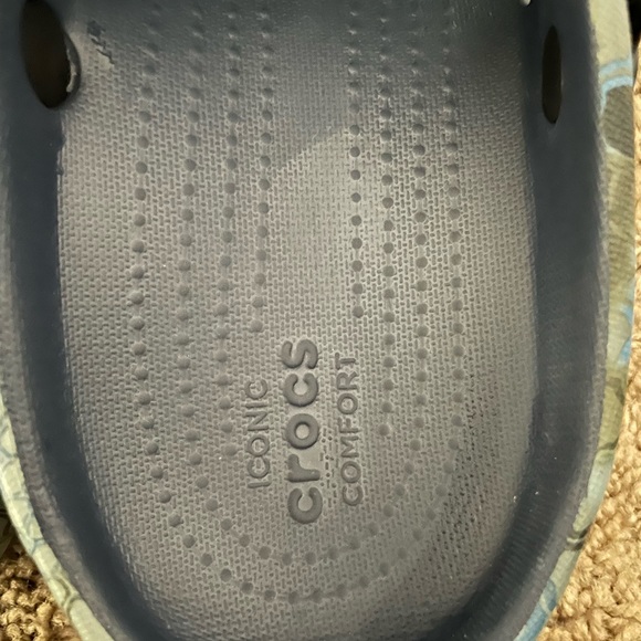 Croc’s - Picture 7 of 8